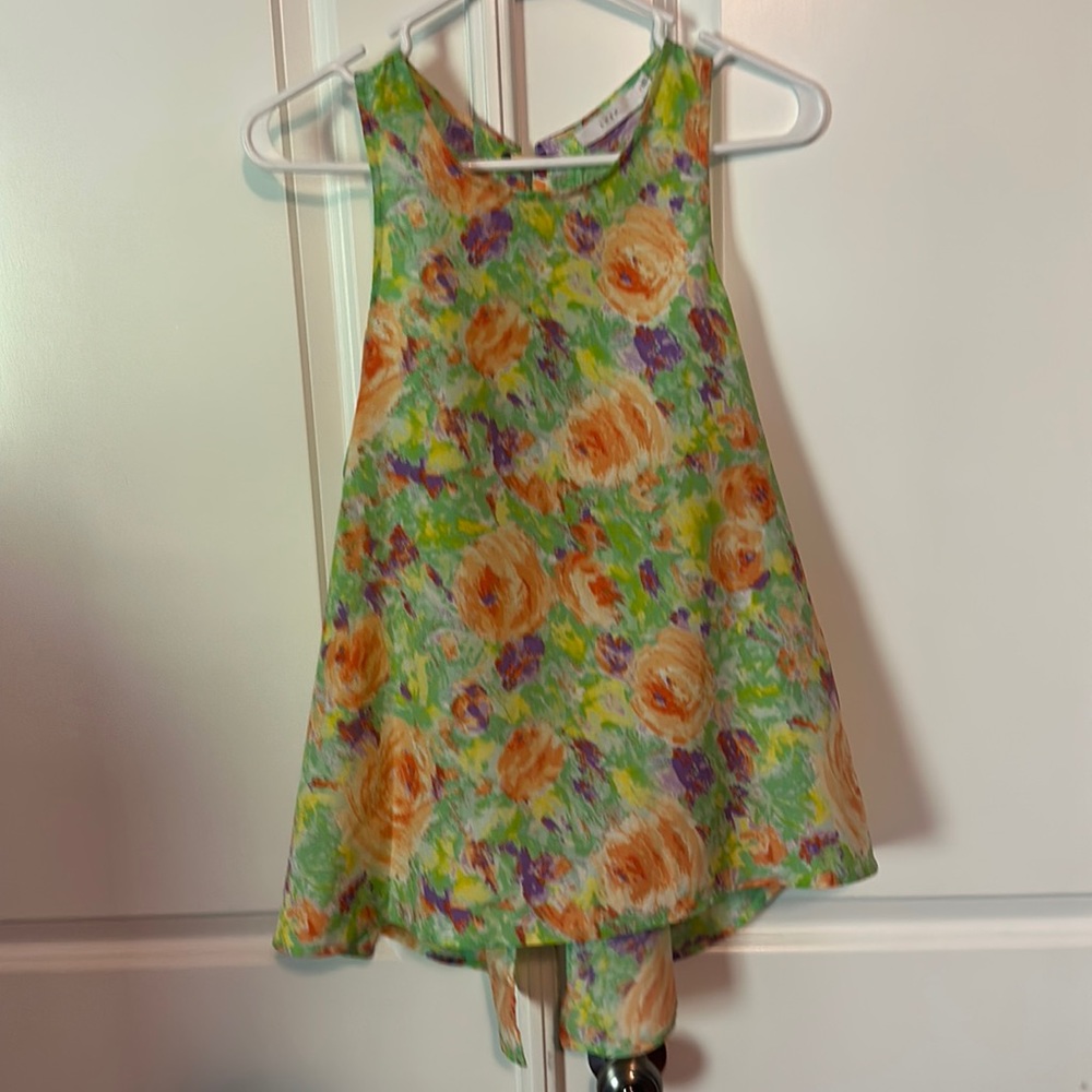 Lush flowered tank top with open back